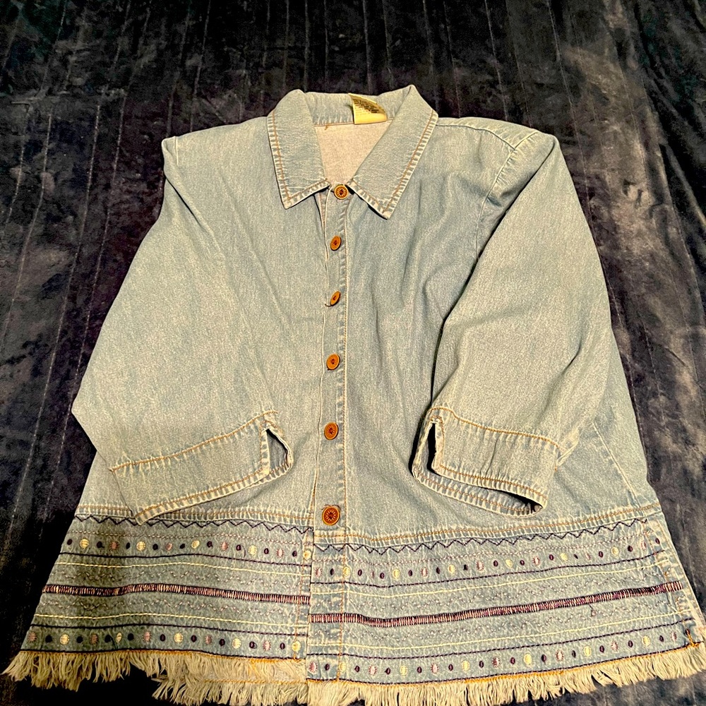 Vintage Allison Daley Women’s Denim Jacket:Shoulder Pads & Embroidered FringeHem